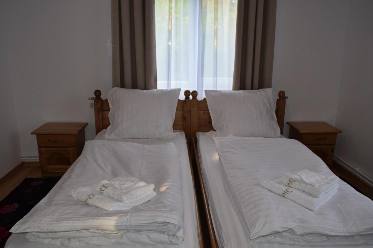 Casa Traditionala Bréb Kültér fotó